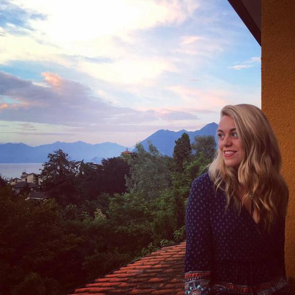 Meet your Posher, Rylie - Picture 1 of 1